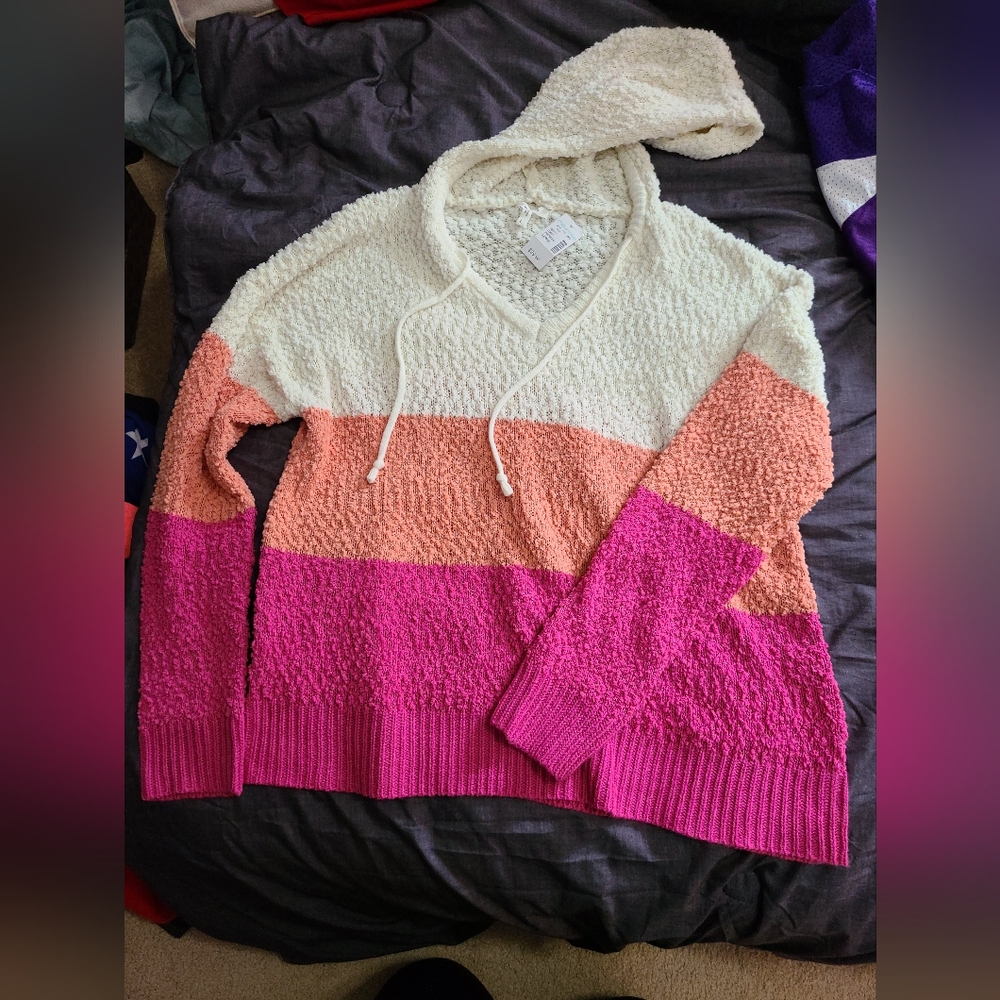 Maurices sweater